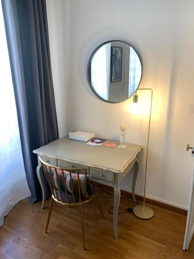 Escale Citadine Au Centre D'Avignon, Climatisation, Appartement De Charme, Spacieux Et Lumineux Exterior foto